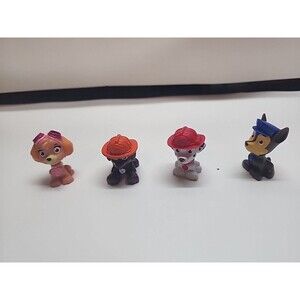Nickelodeon Paw Patrol 5 figures / cake toppers 1.5 inches tall